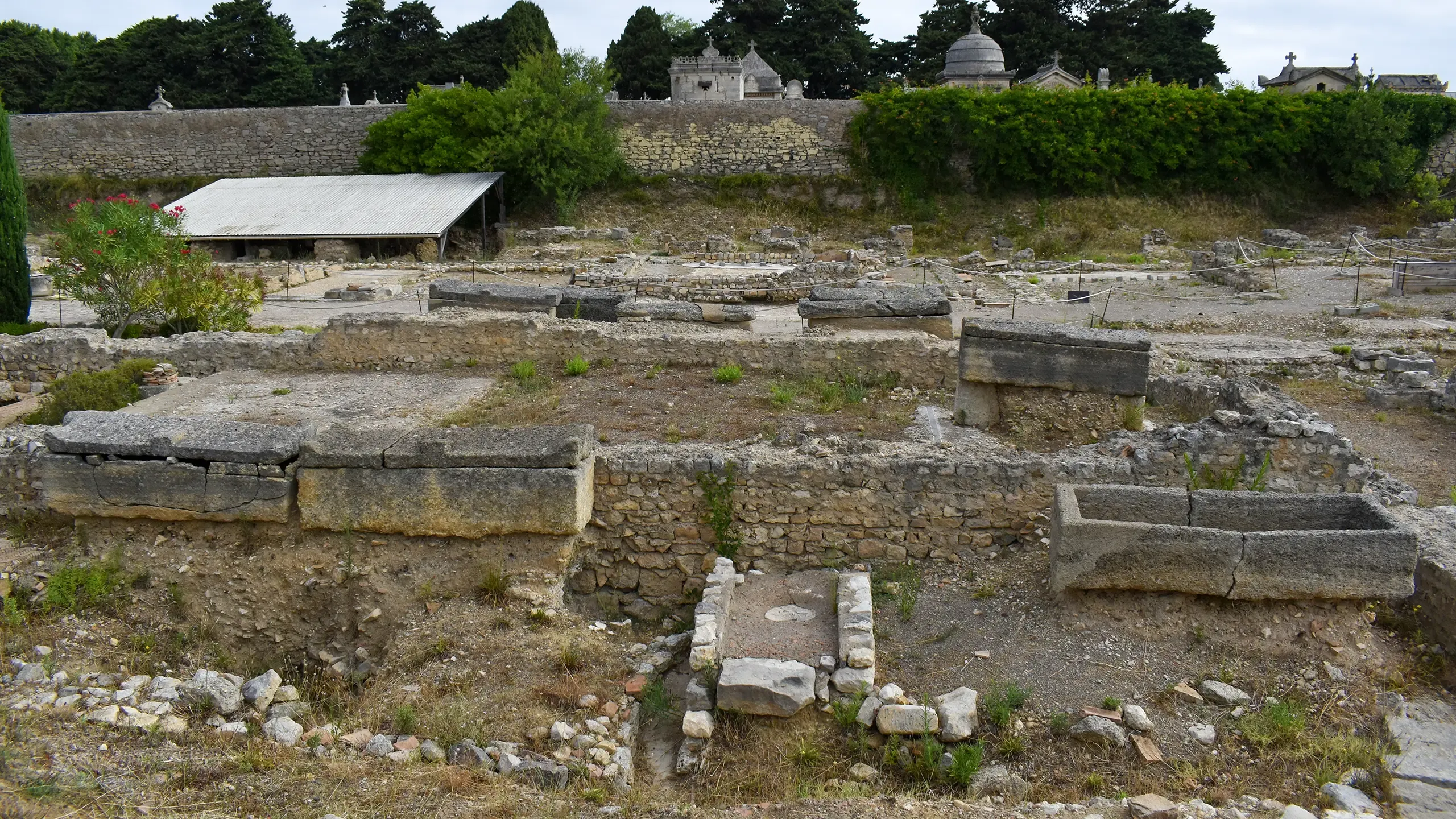 Visitez le Clos Lombarde, dans l'Aude, avec le Pass Patrimoine. ©Tylwyth Eldar, CC BY-SA 4.0