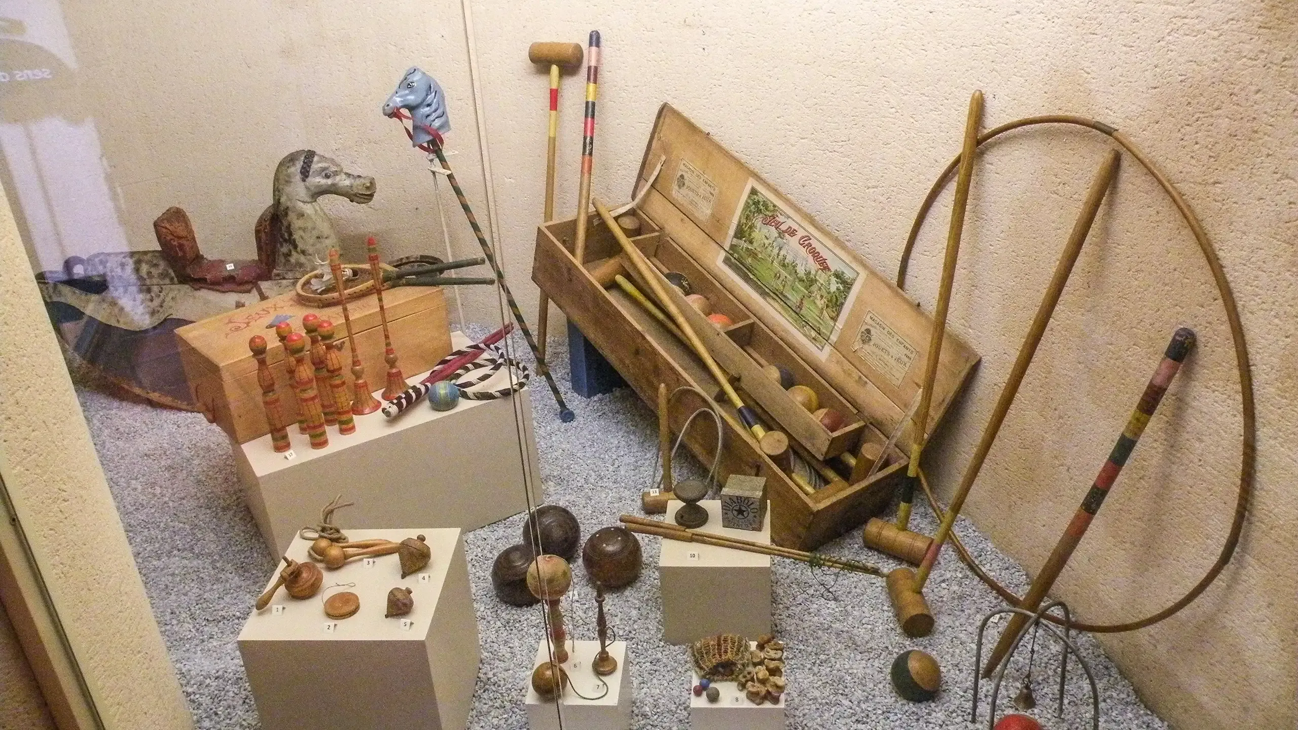 Visitez le musée du Jouet de Poissy en Île-de-France avec le Pass Patrimoine © Chatsam 