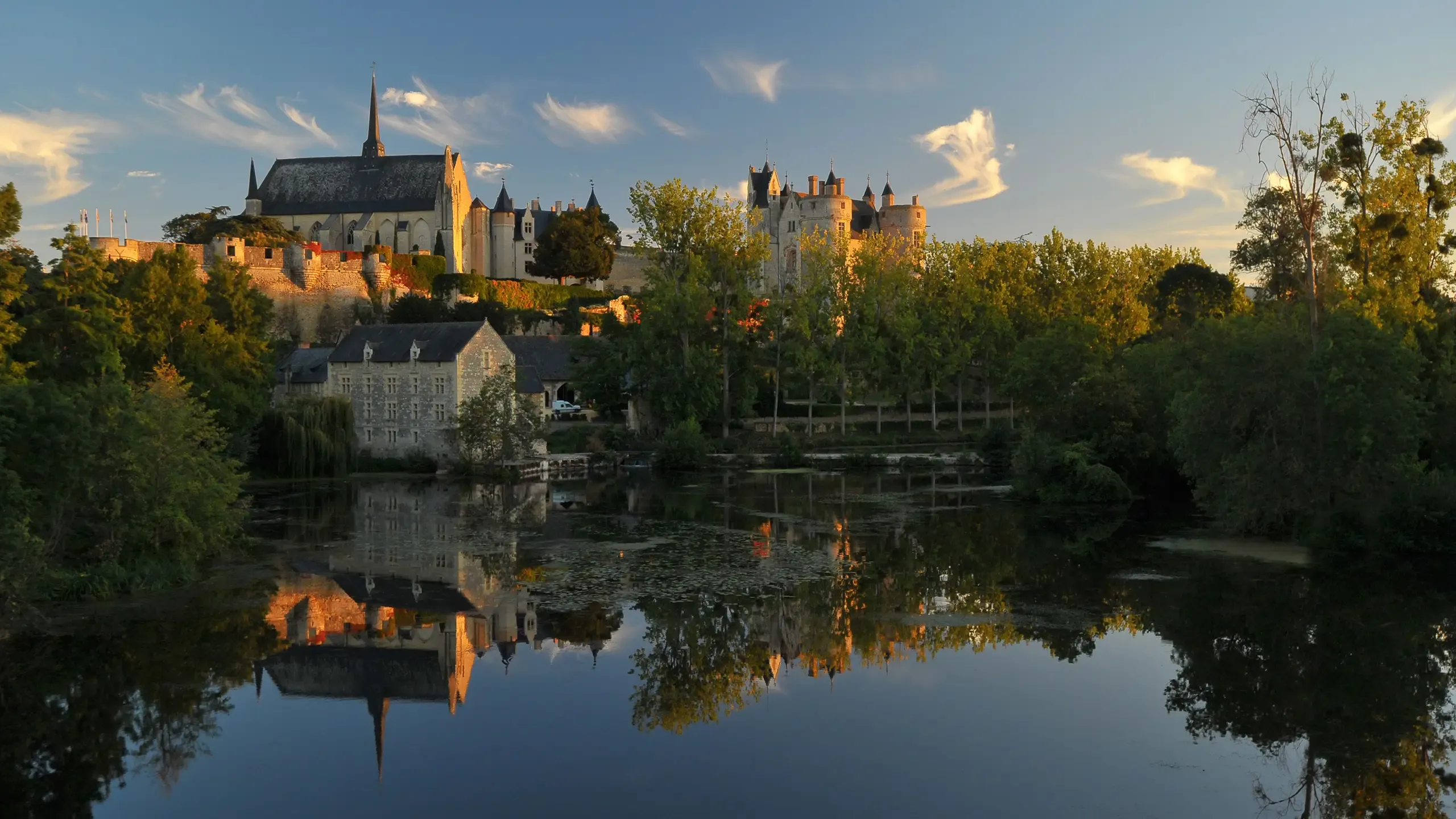 Visitez le Château de Montreuil-Bellay dans le Maine-et-Loire avec le Pass Patrimoine © Marie-Guilhem de Valbray