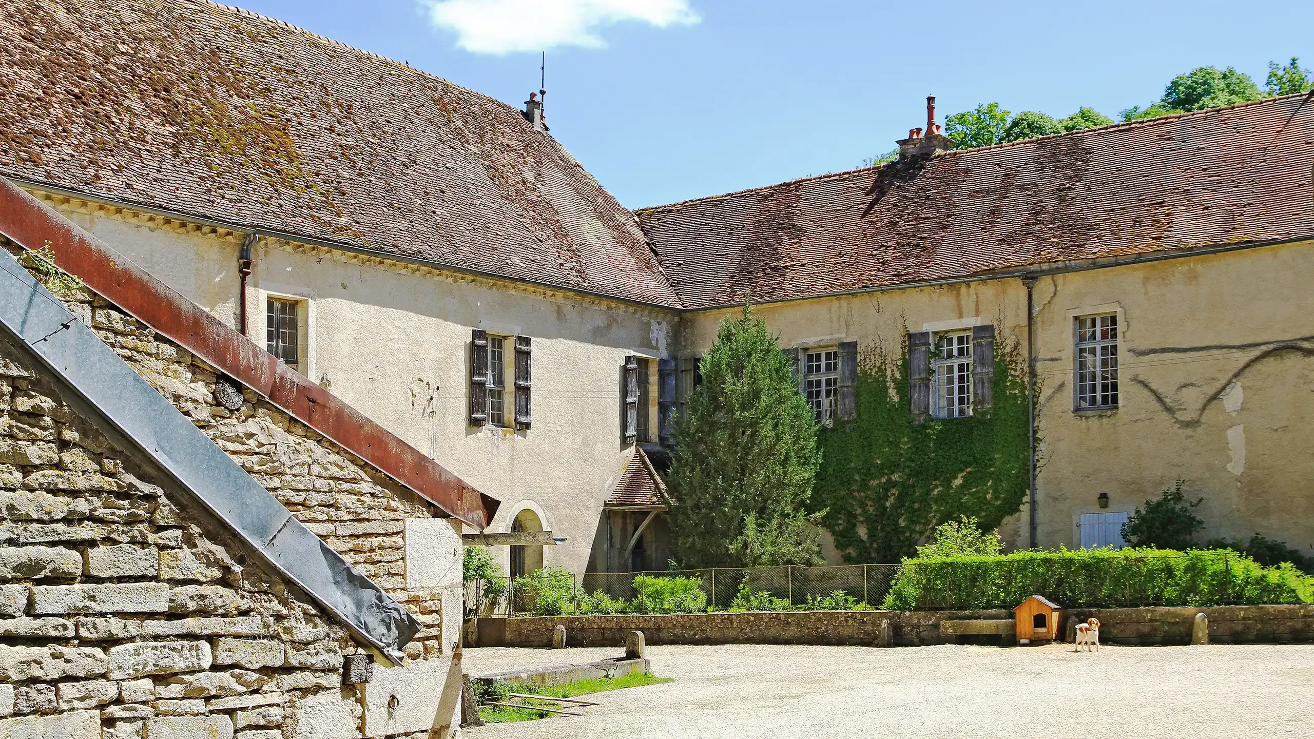 Visitez l'Abbaye d'Oigny en Côte-d'Or avec le Pass Patrimoine © Michel Foucher