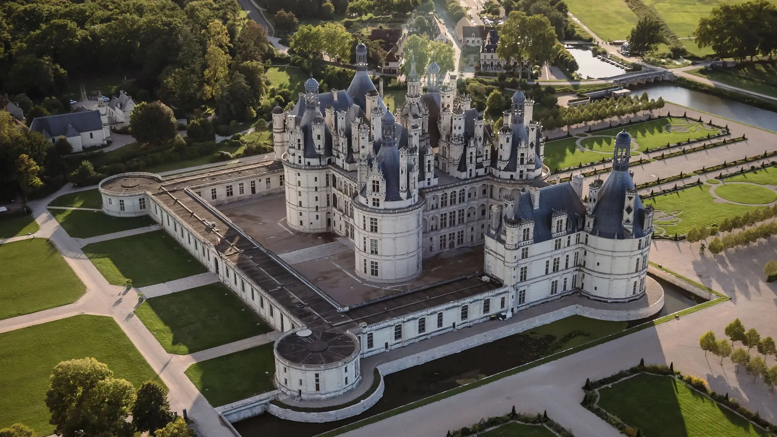 Domaine national de Chambord à visiter dans le Val de Loire avec le Pass Patrimoine © ValentinPacaut, The Explorers