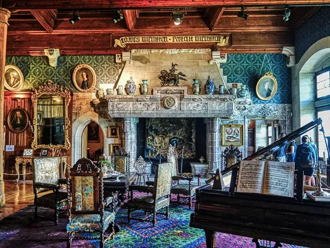 Grand Salon du Château de Menthon © Cereales Killer