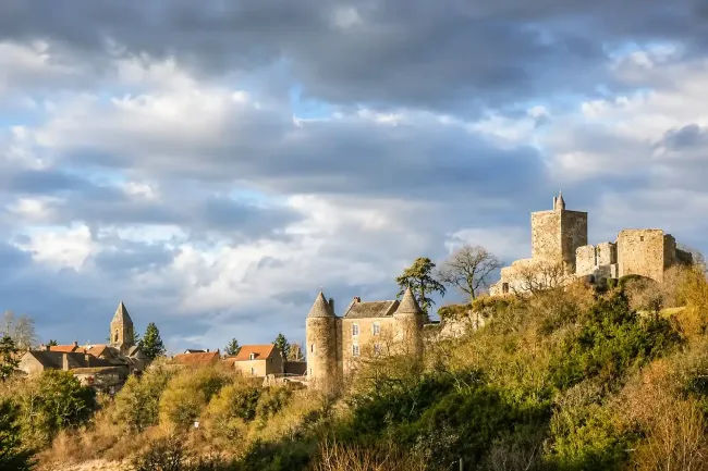 Château et site de Brancion