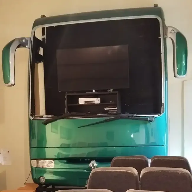 Salle vidéo au musée du charronnage au car © Angélique Clot