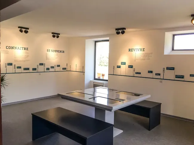 Salle de l'après, au mémorial Dun-les-Places © Aurore Callewaert
