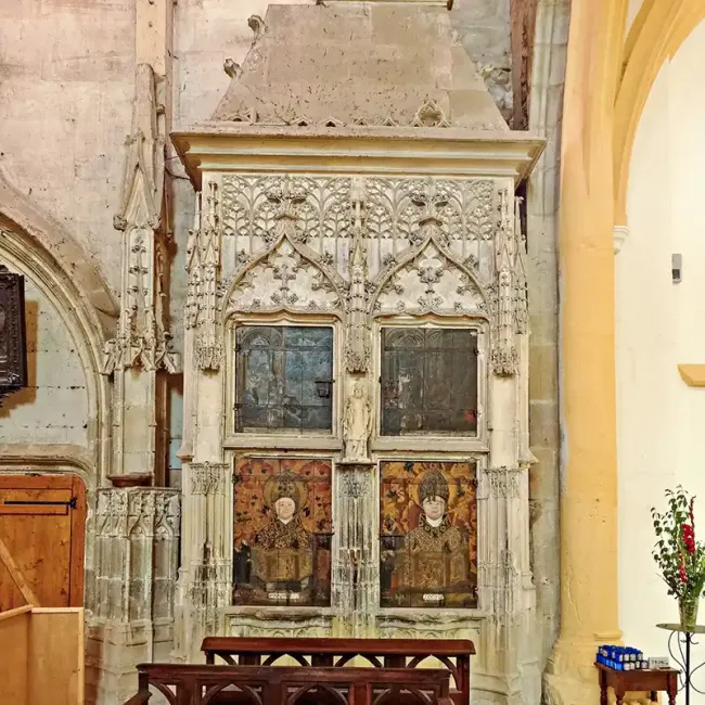 Armoire aux reliques au Grand site clunisien de Souvigny © Grand Site Clunisien de Souvigny