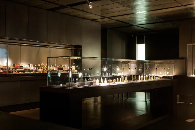 Espace Flacons de parfum du Musée Lalique © Desaleux