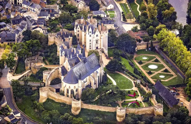 Jardins du château de Montreuil-Bellay © Lieven Smits, CC BY-SA 3.0