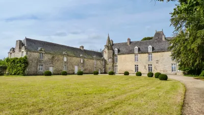 Visitez le Manoir du Colombier en Bretagne avec le Pass Patrimoine ©Crepi22 - CC BY-SA 3.0 