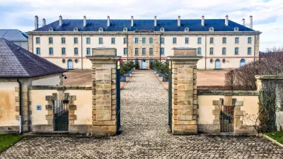 Visitez le Centre national du costume et de la scène (CNCS) dans l’Allier avec le Pass Patrimoine © Mohatatou